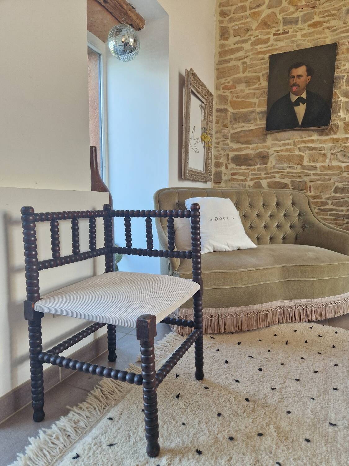 Chaise coin de feu