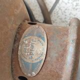 Jielde lamp with Fresnel lens