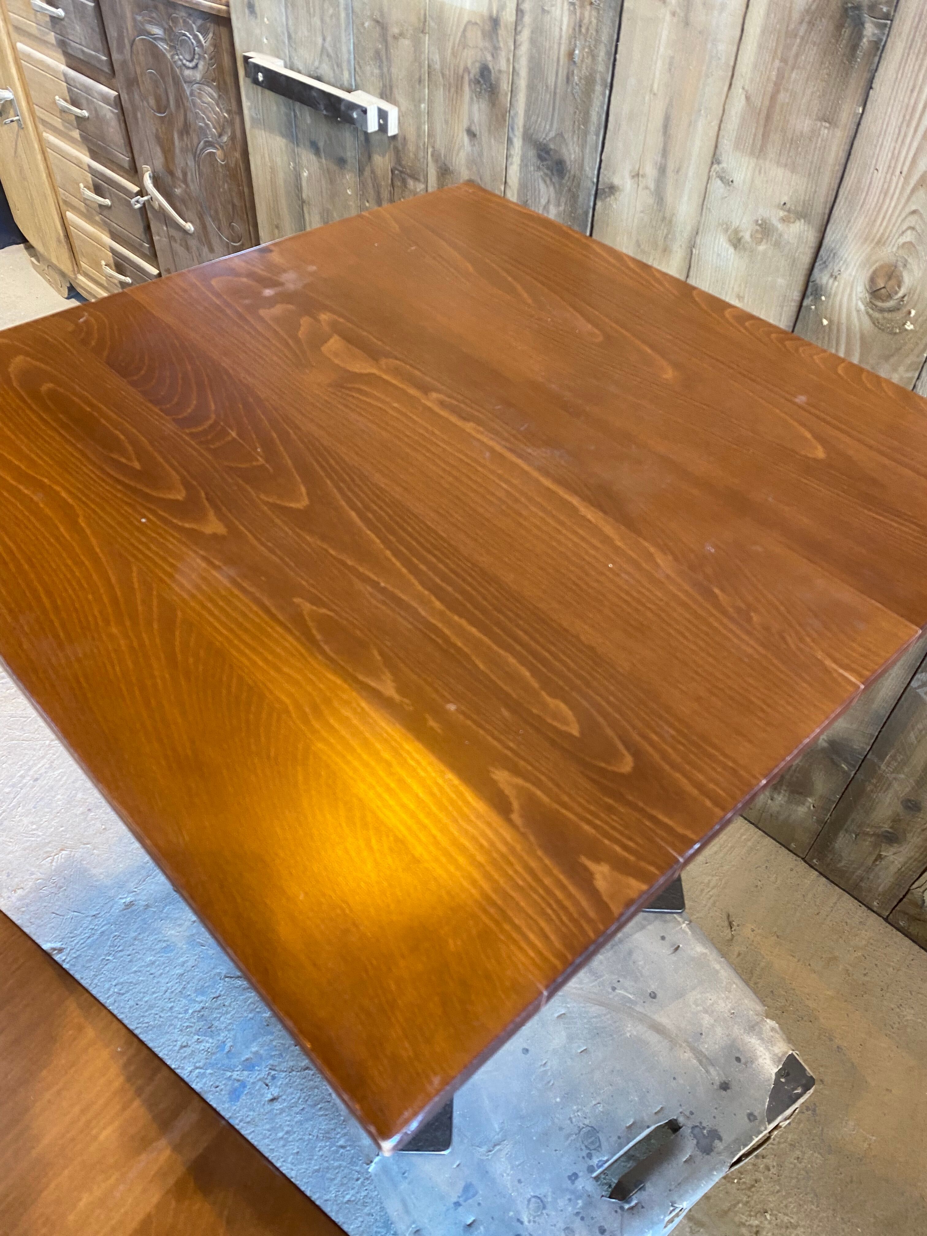 Table d’appoint