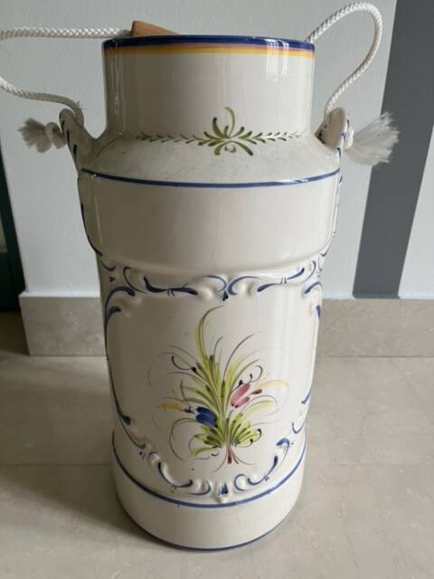 Umbrella stand