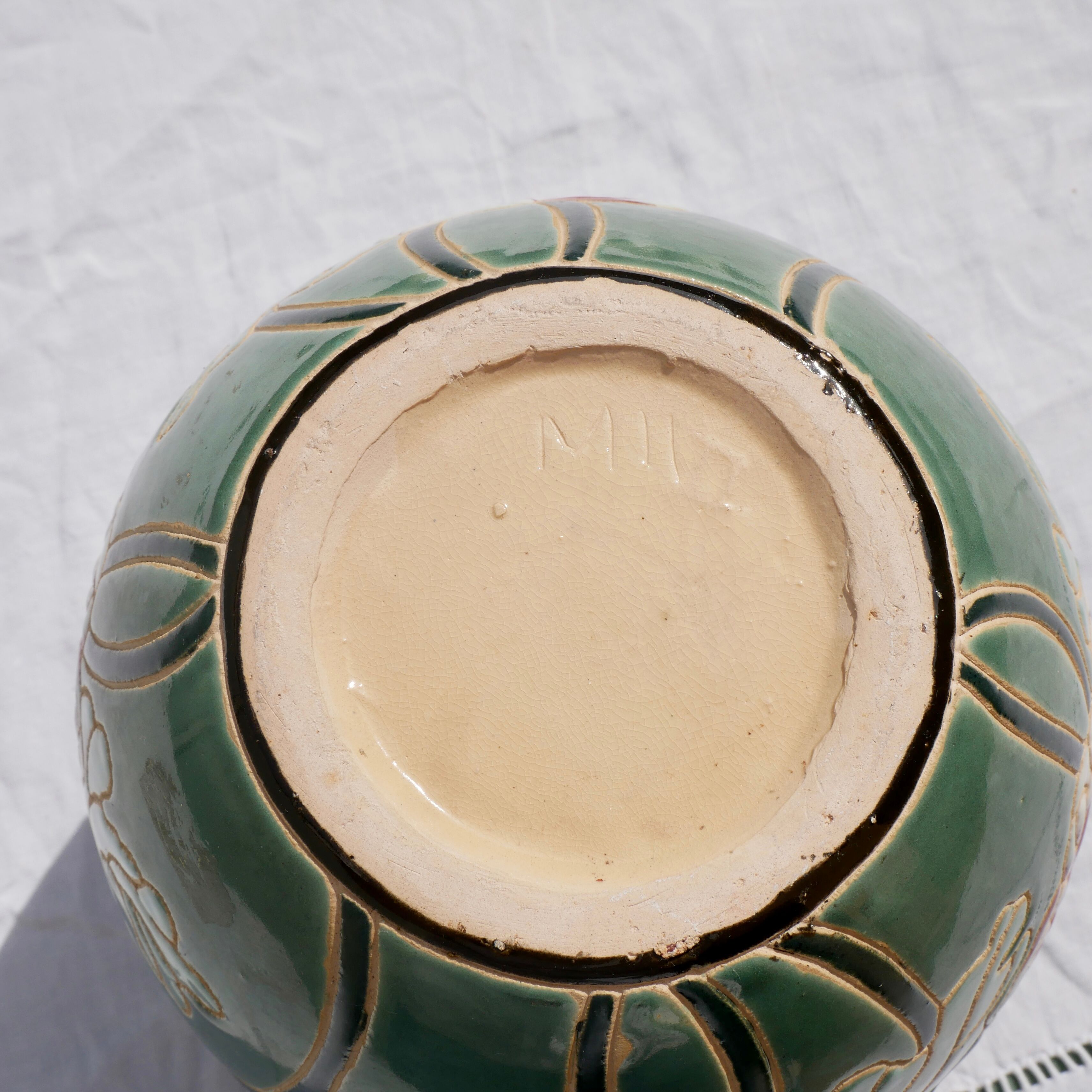 Ceramic vase decorated with Japanese flowers