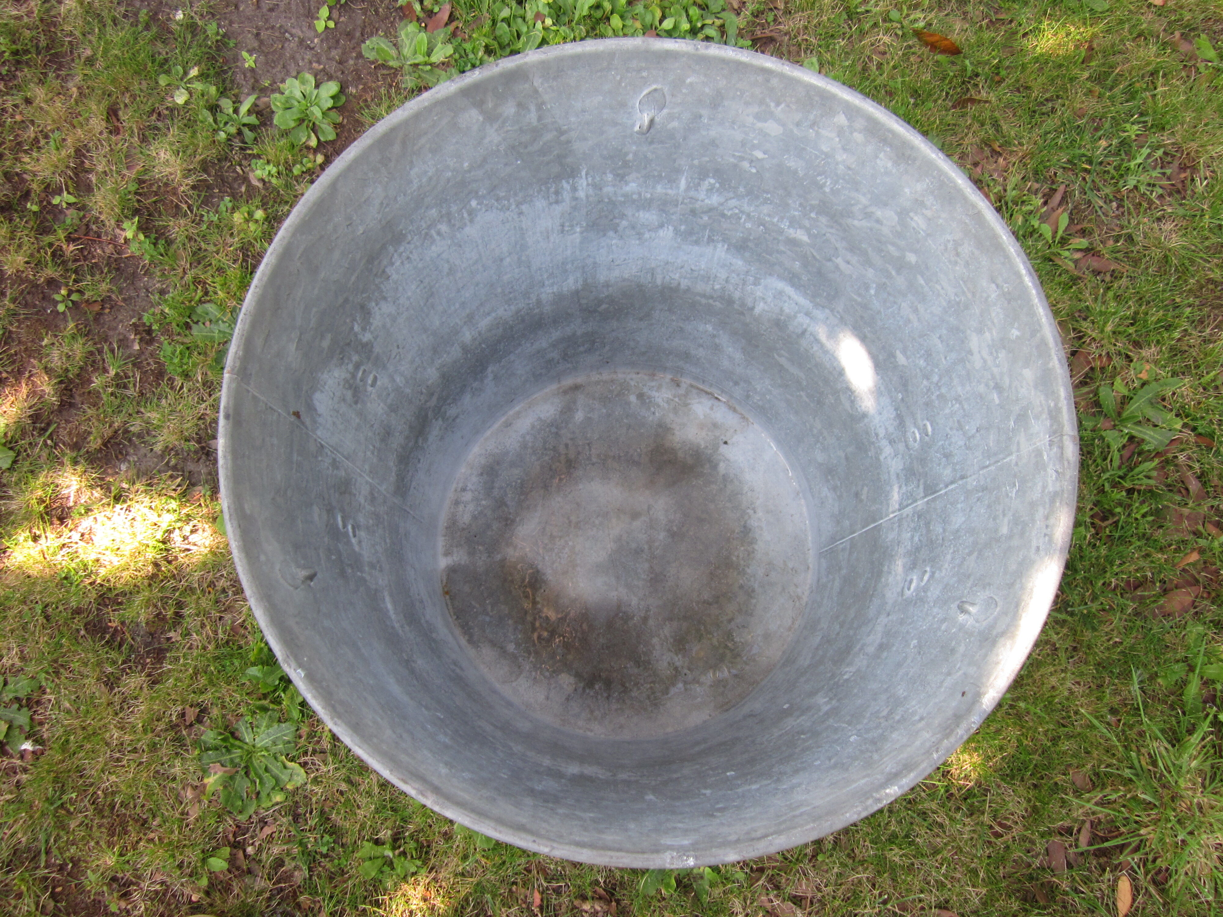 Zinc basin