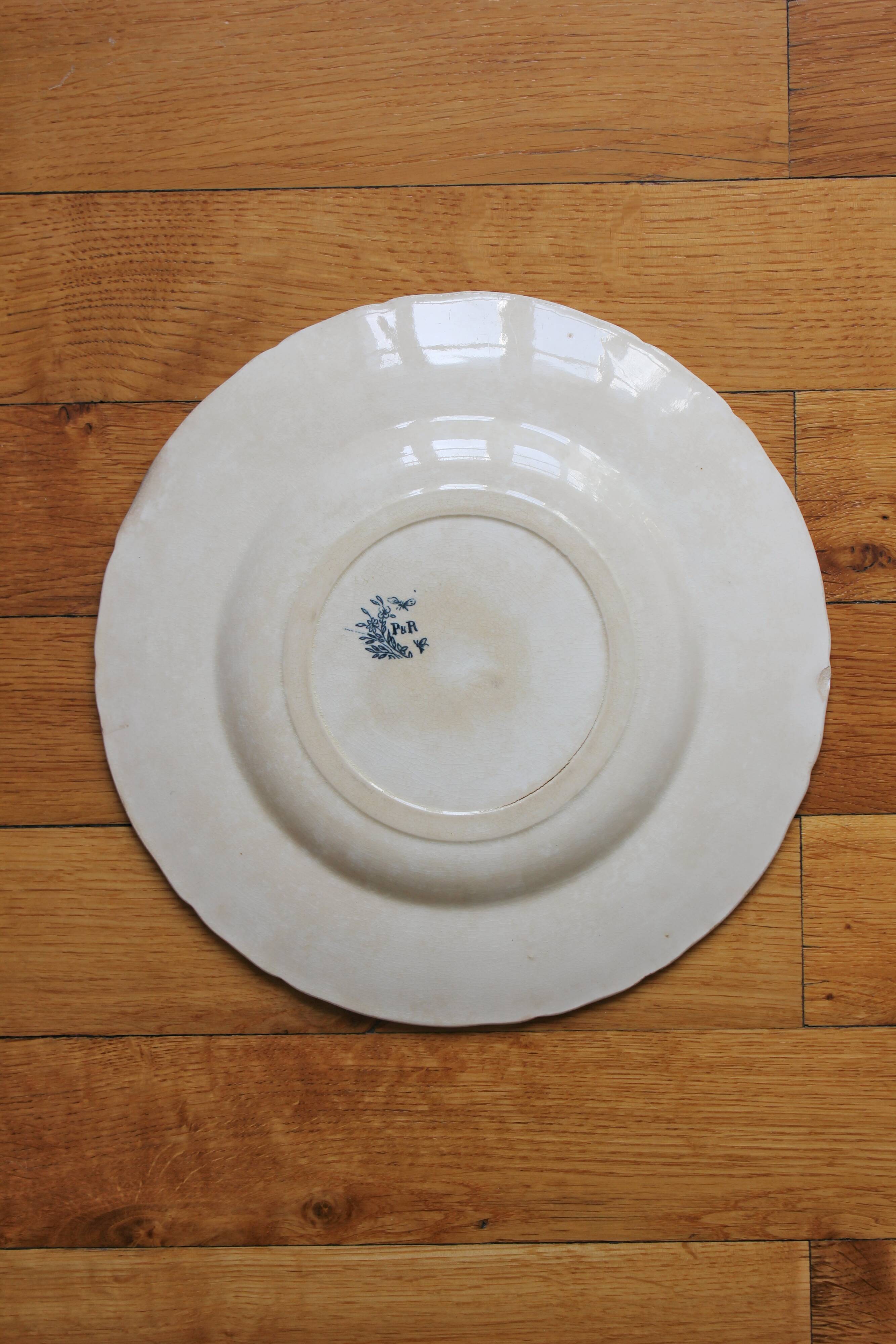 Round iron earth dish decoration flowers and butterflies P&R