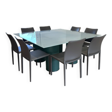 Table 160 × 160 inspiration Vignelli & 8 leather chairs Gorini Divani