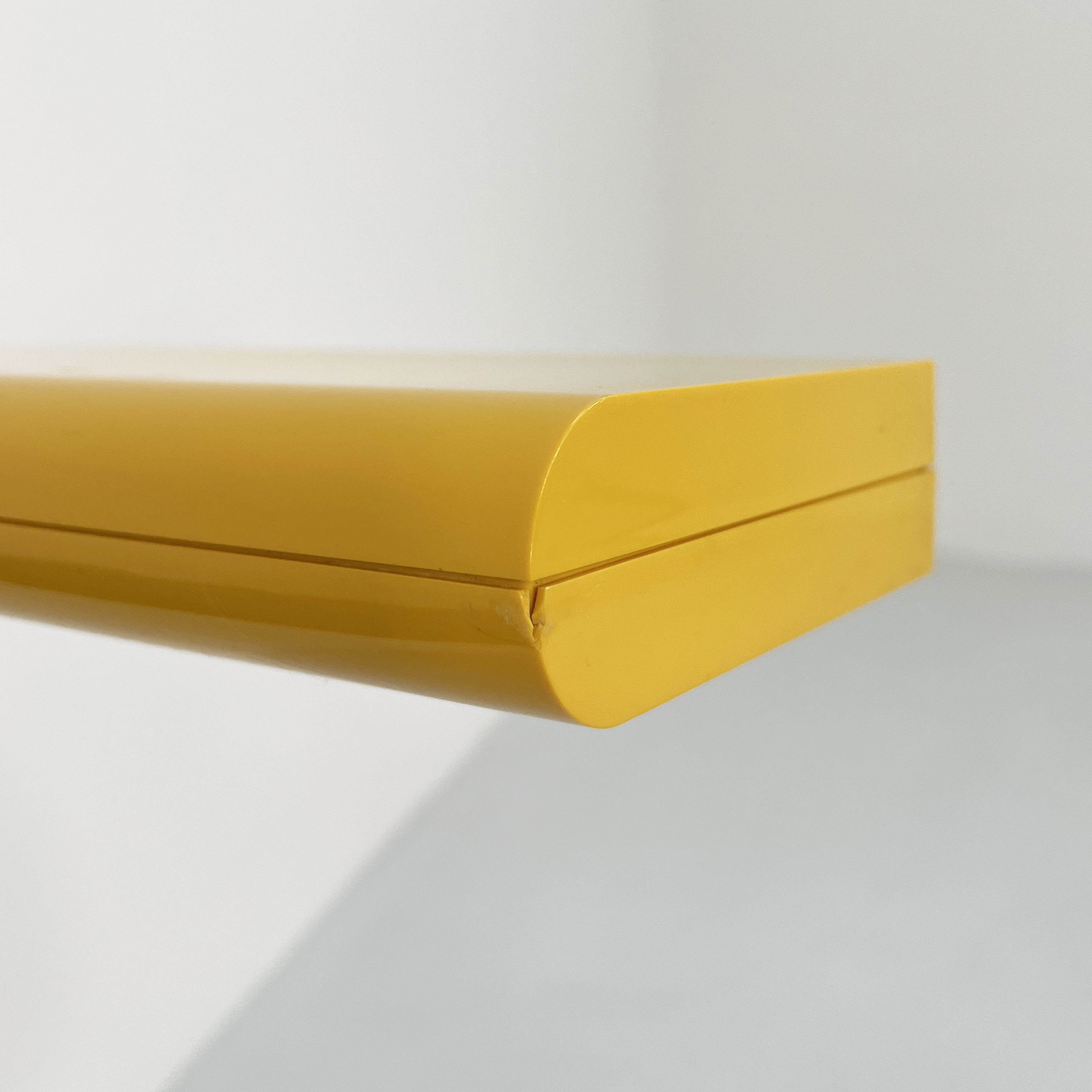Pair of yellow wall shelves by Gedy, 1970s