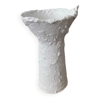 Decorative white cut