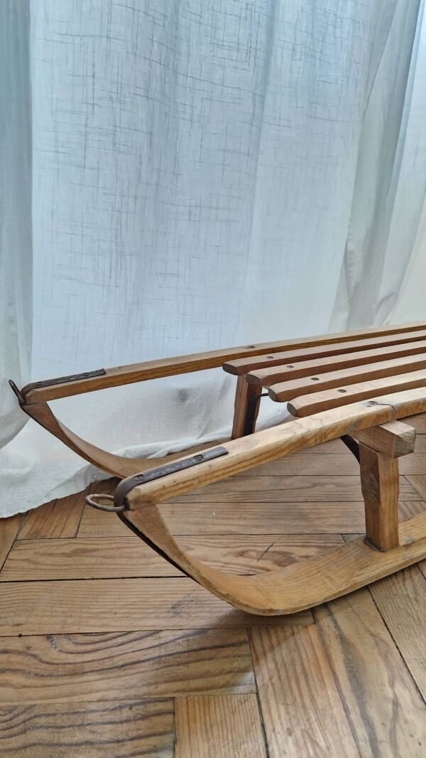 Luge en bois ancienne