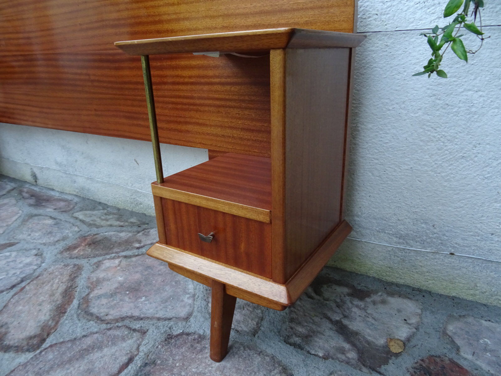 Double teak headof with bedside