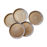 Flat plates in raw sandstone