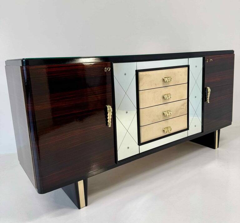 Italian 1940s Art Deco Sideboard in Macassar, Parchment, Attr. Osvaldo Bors
