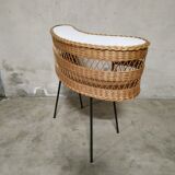 Rattan bean bar