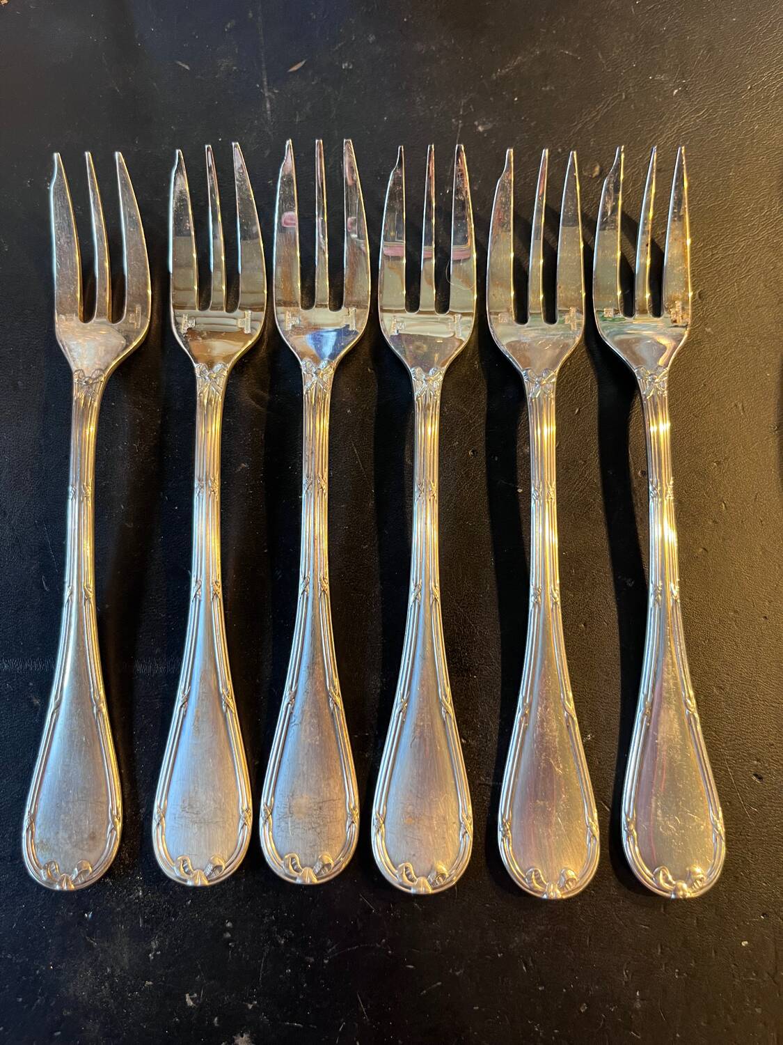 Fourchettes à gâteaux christofle