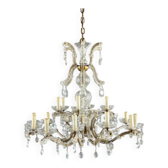 Large crystal chandelier with pendants, Louis XV style, 20th century.