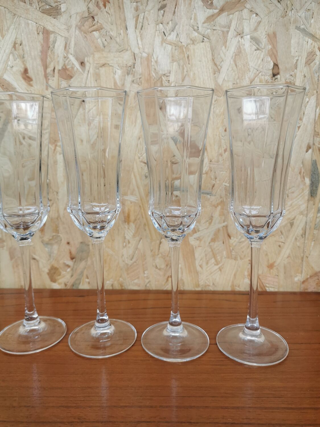 Service de 10 flûtes à Champagne Arcopal
