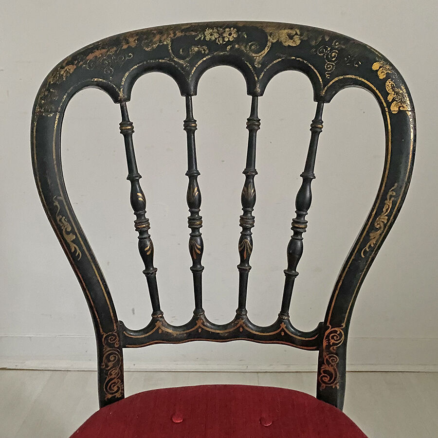 Paire de chaises Napoléon III en bois noirci