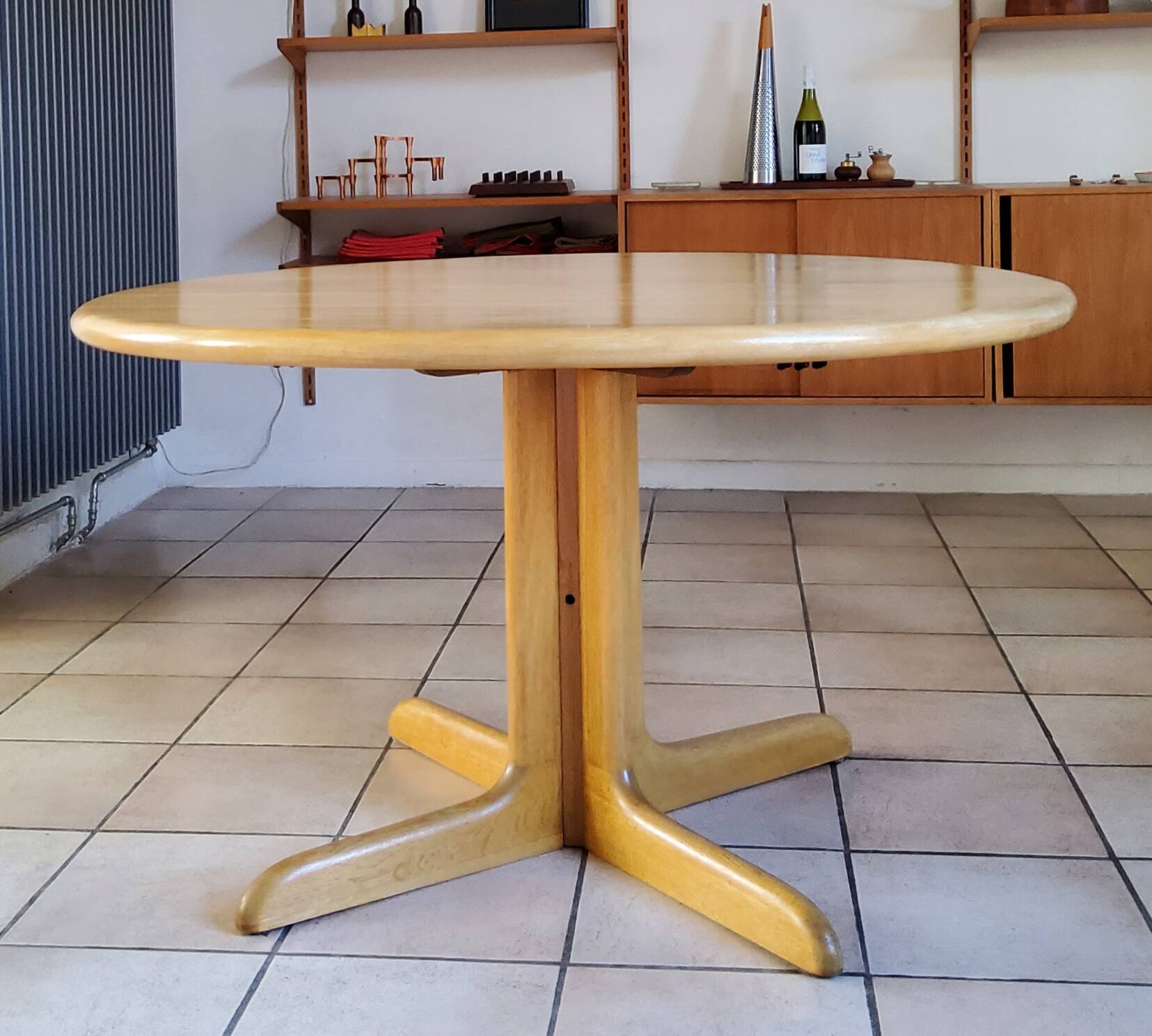 Moller dining room table and chair - 1960