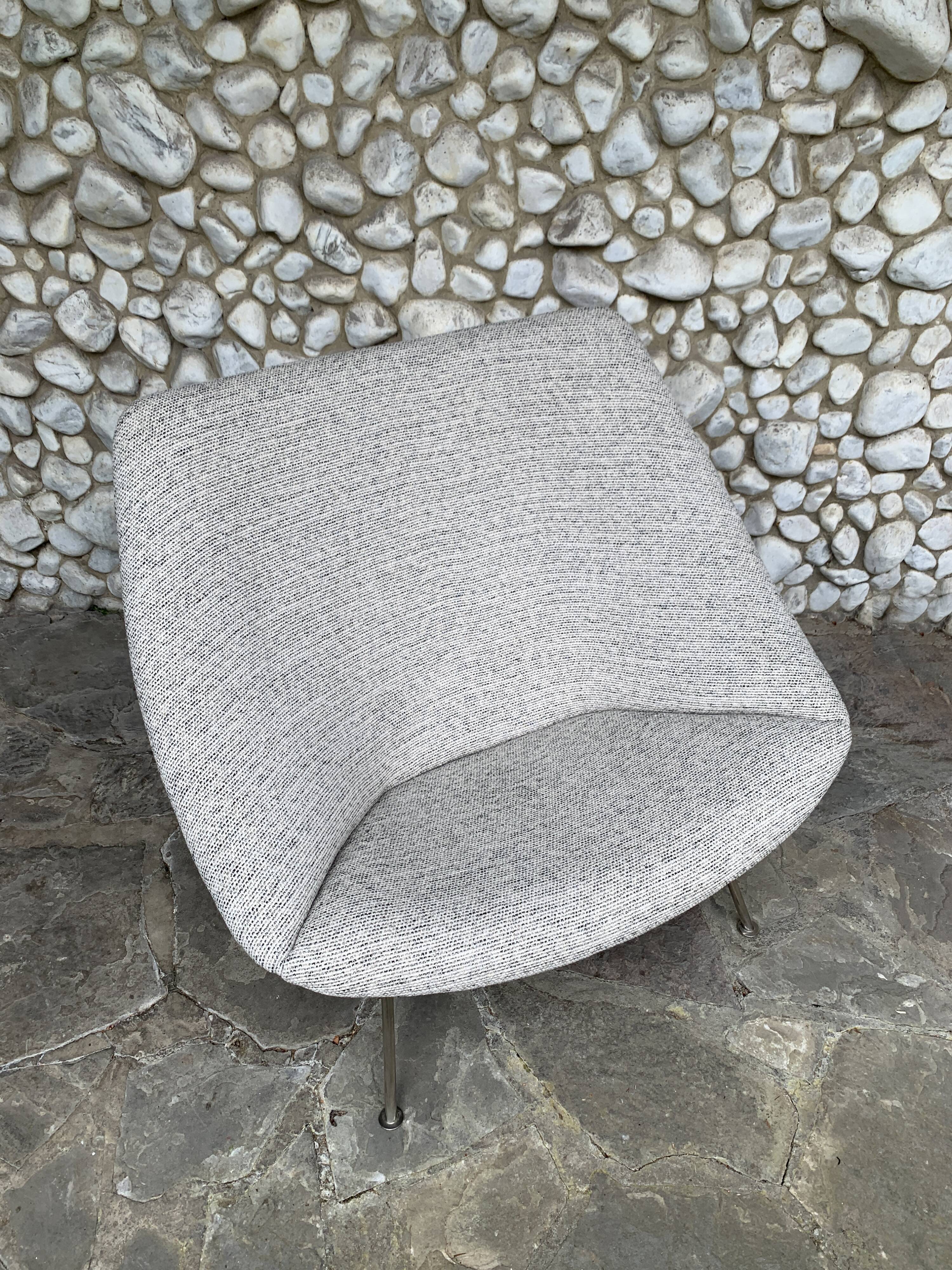Oyster armchair model 157 by Pierre Paulin for Artifort
