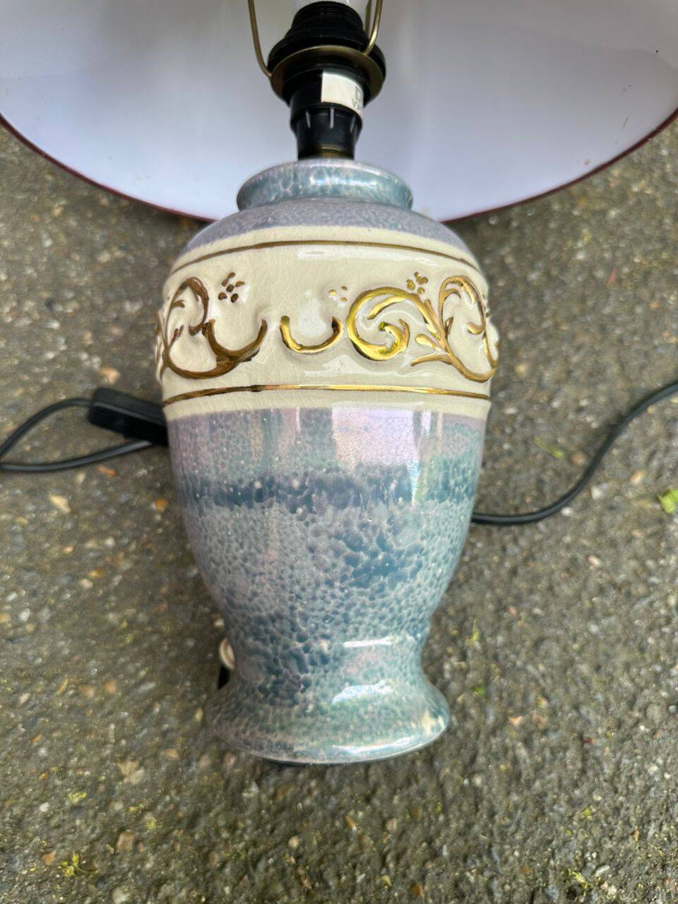 2 vintage ceramic bedside lamps from the 1970s.