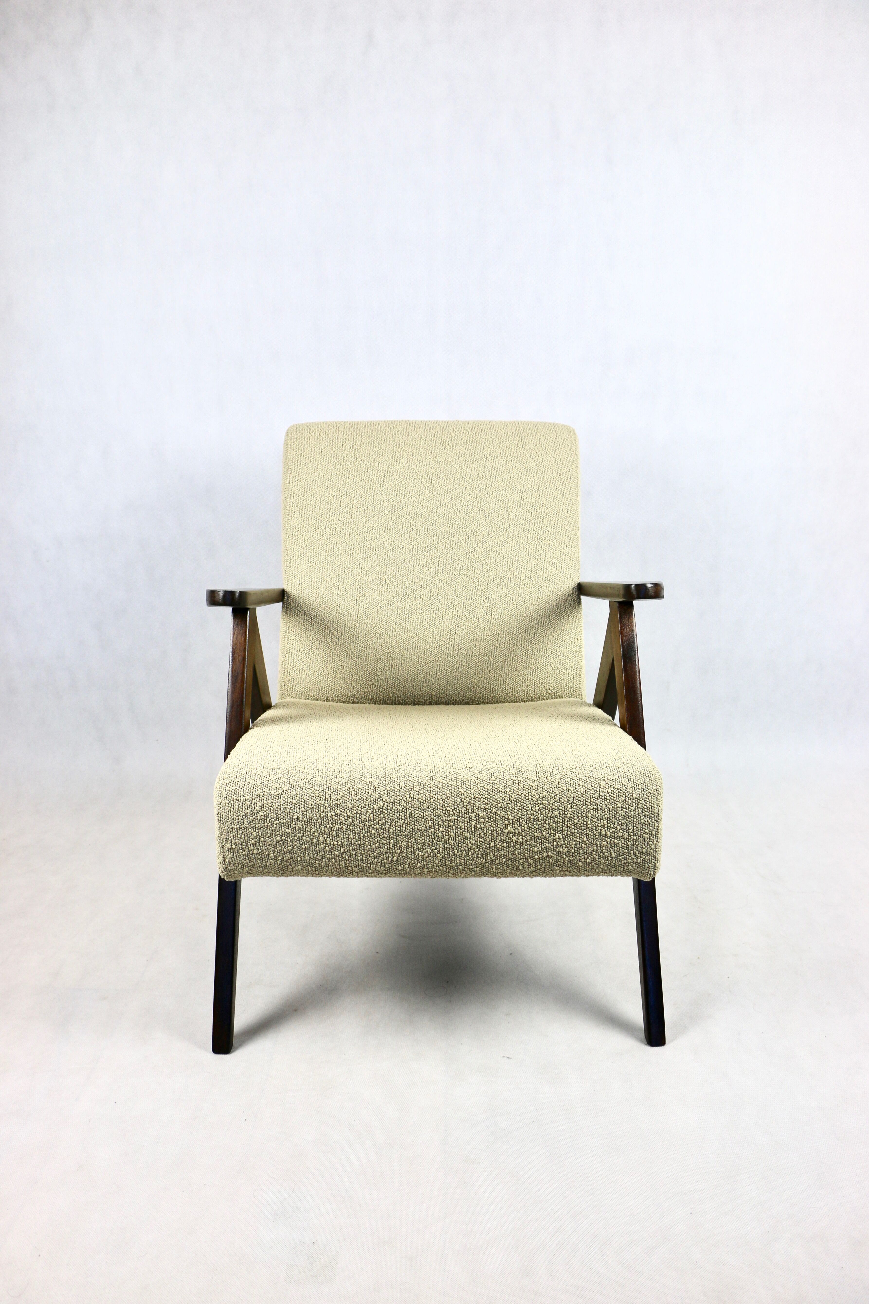Vintage Beige Boucle Rosewood Model B-310 Lounge Chair, 1970s