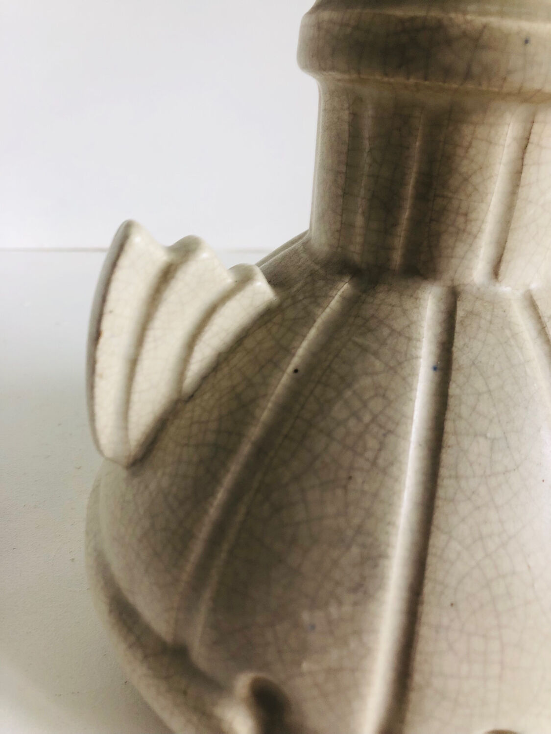 Art Deco lamp base in crackled ceramic