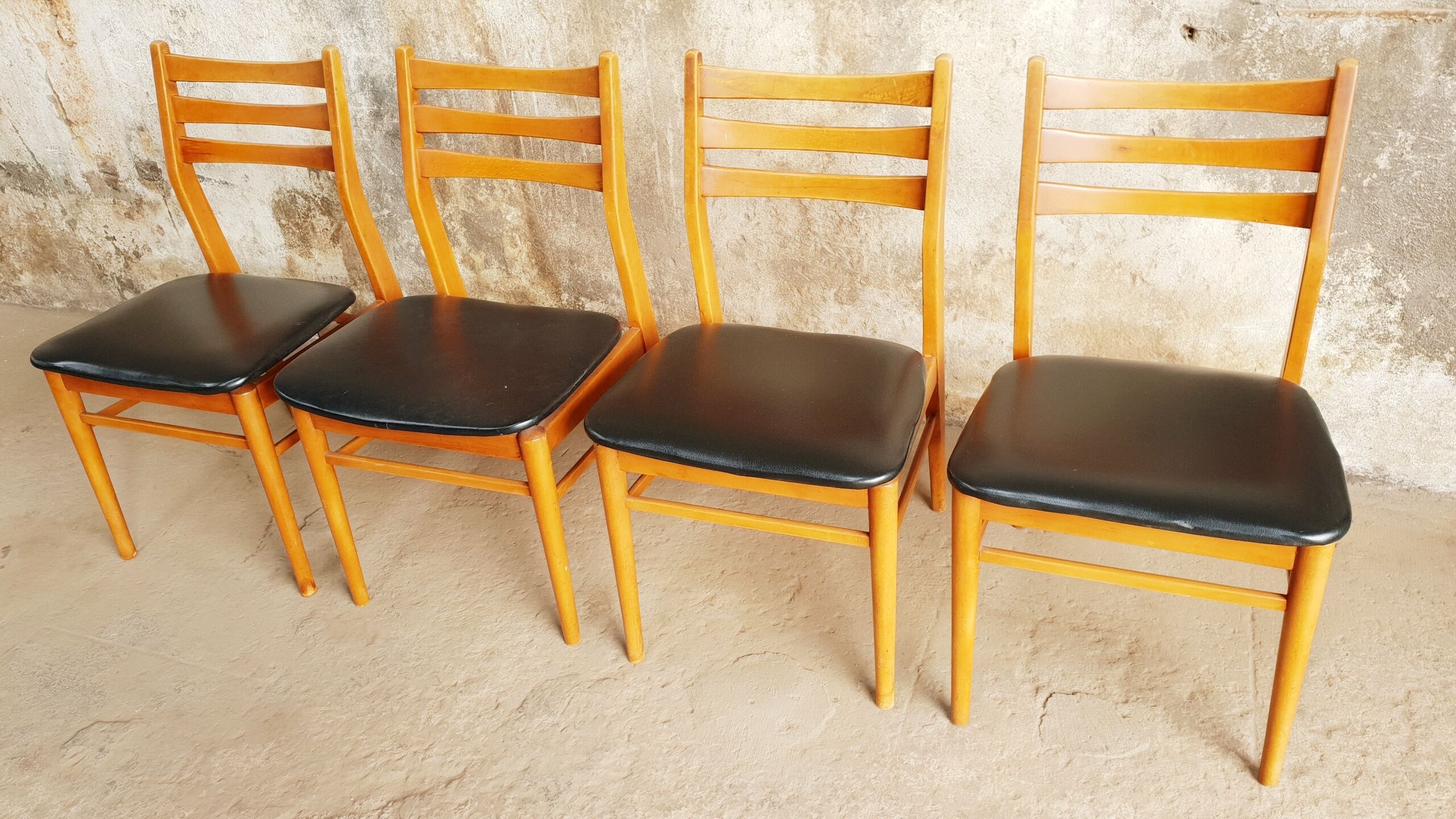 Set de 4 chaises scandinave vintage