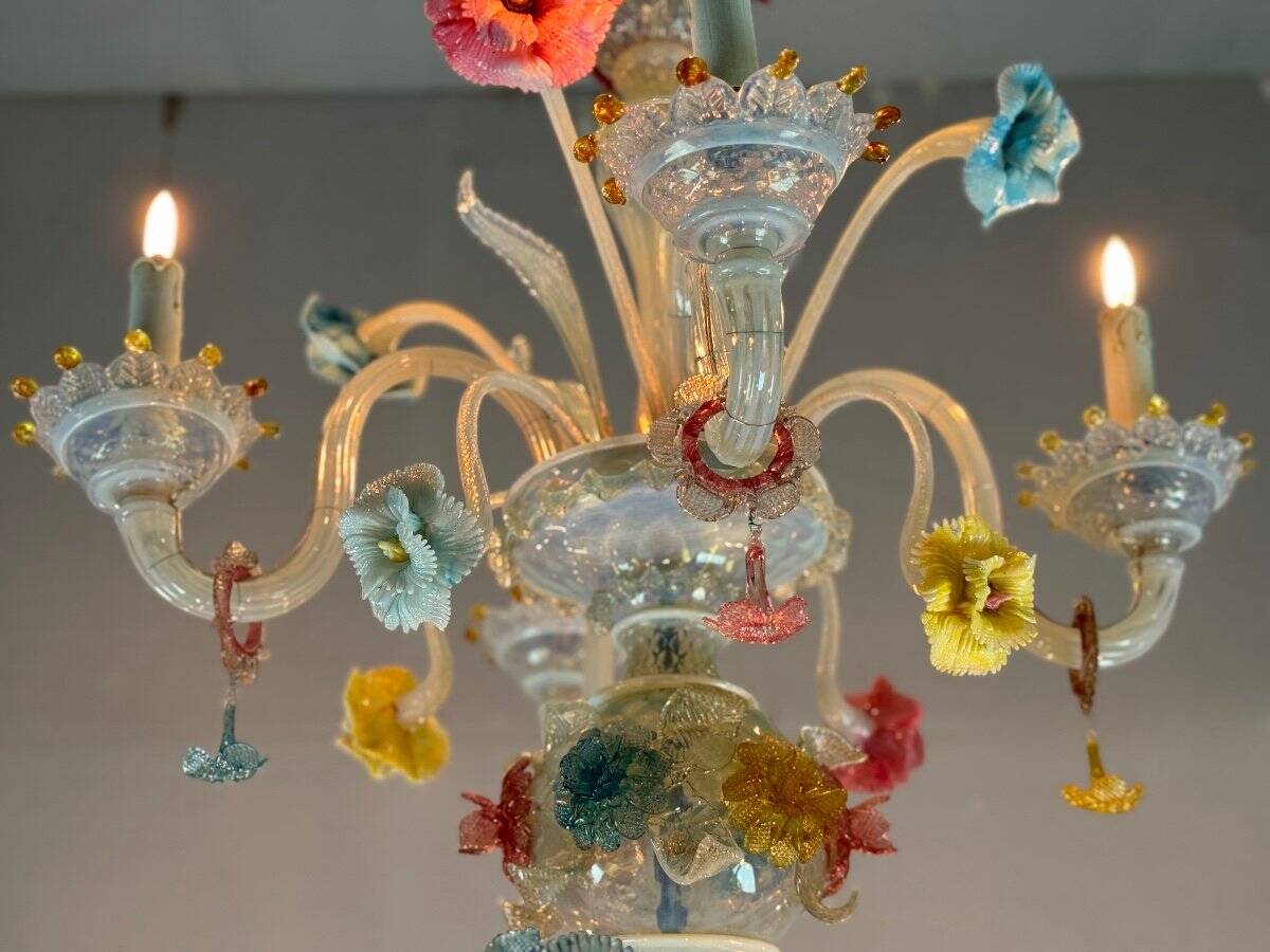 Venetian chandelier in multi-colored Murano glass, 11 light arms on two levels circa 1880