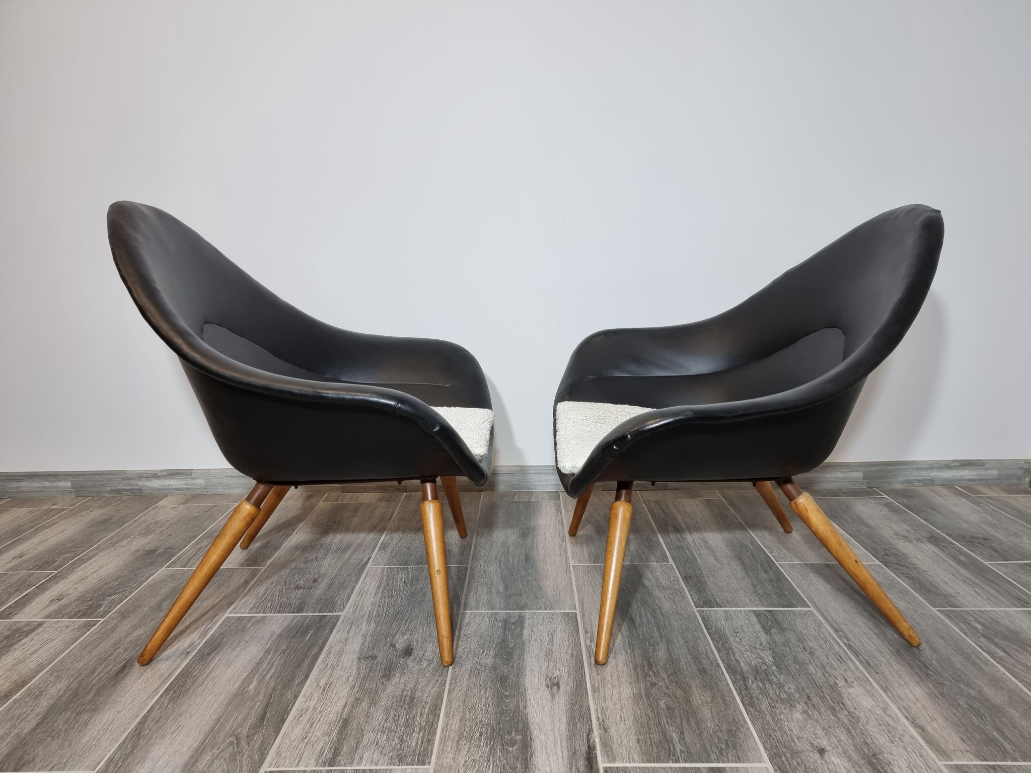 Pair of Brussels expo armchairs