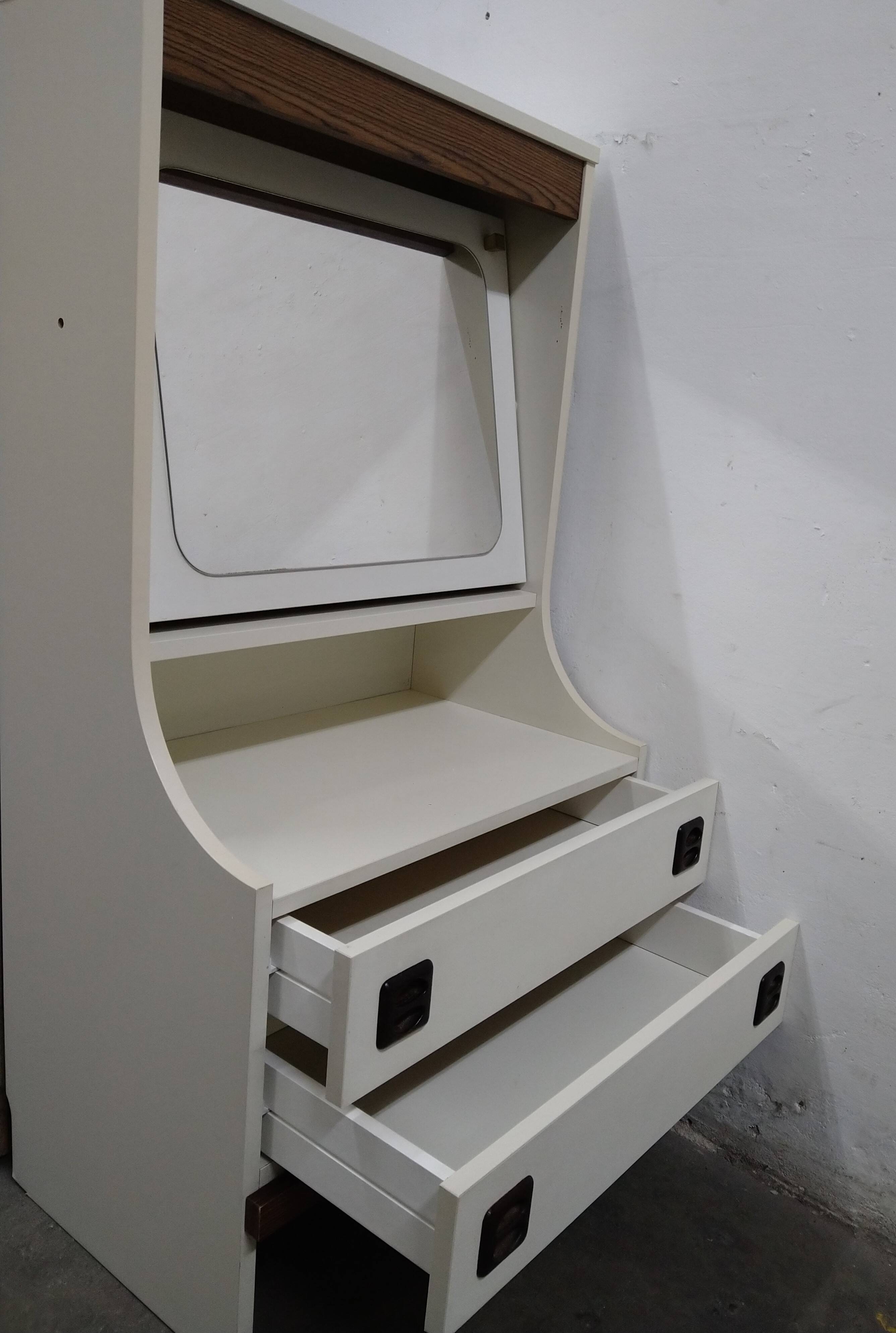 2 vintage dressing / bedside tables