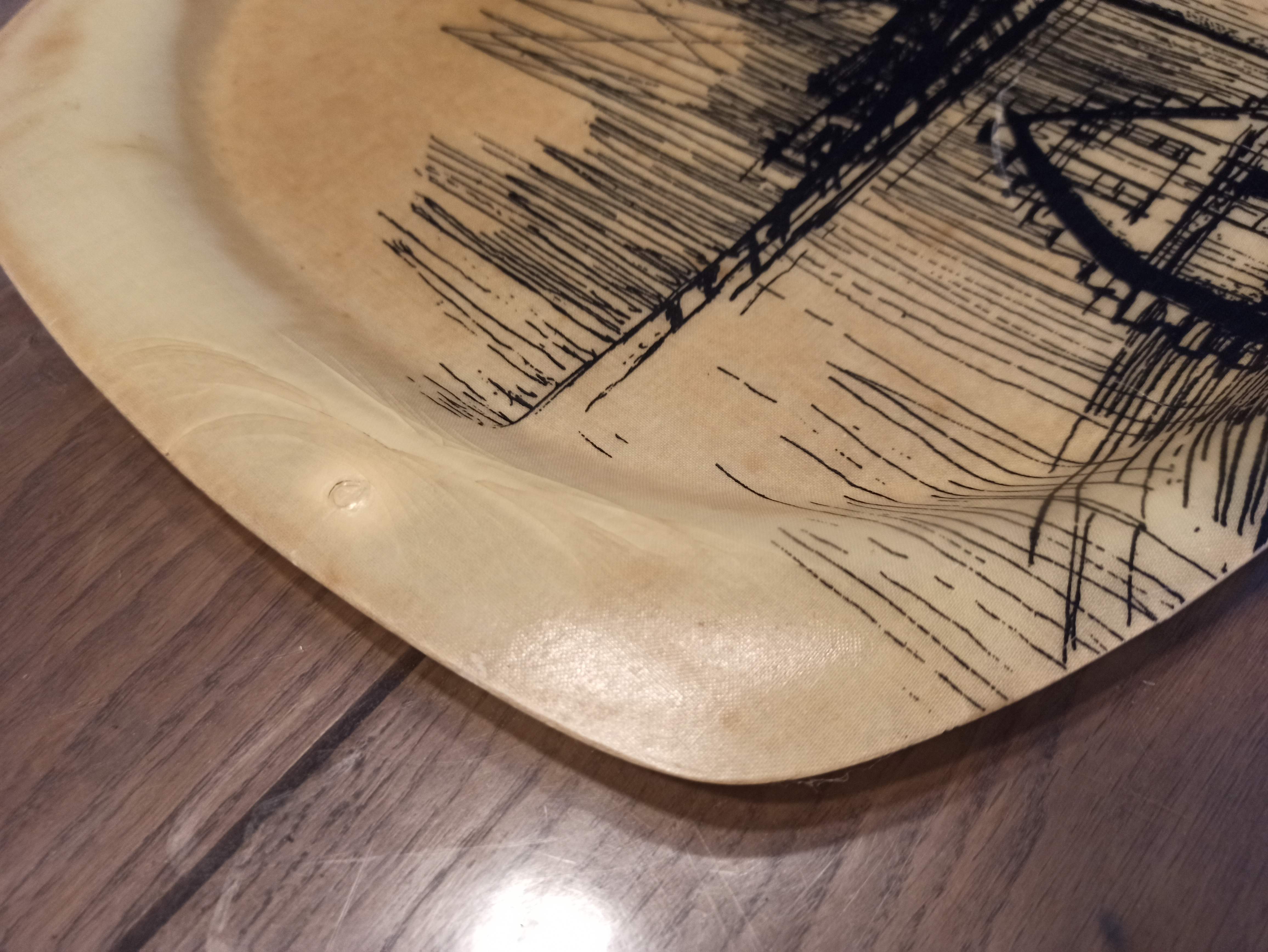 Fiber tray bernard buffet