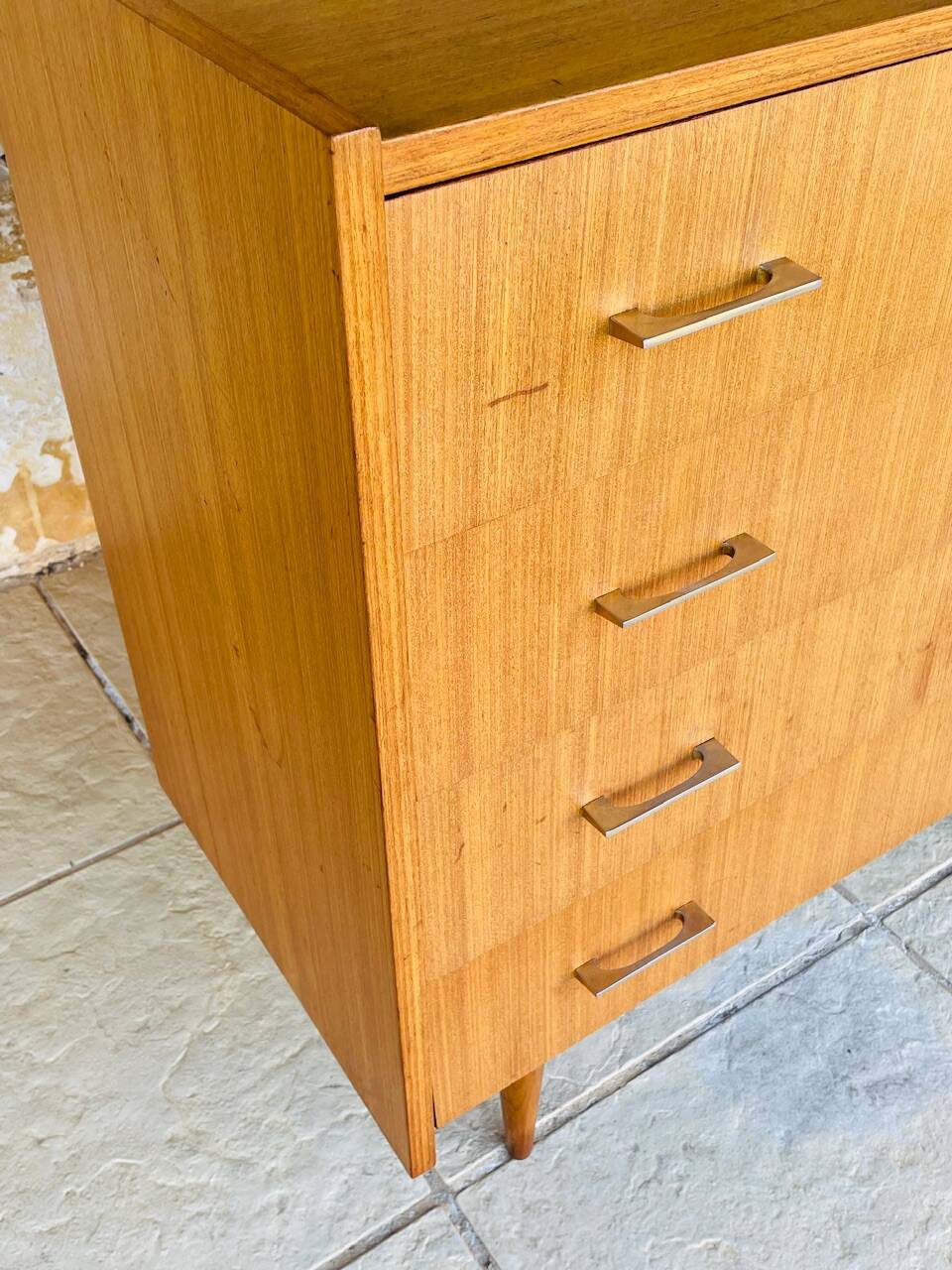 Vintage chest of drawers with 4 drawers by Capelle, circa 1960s.