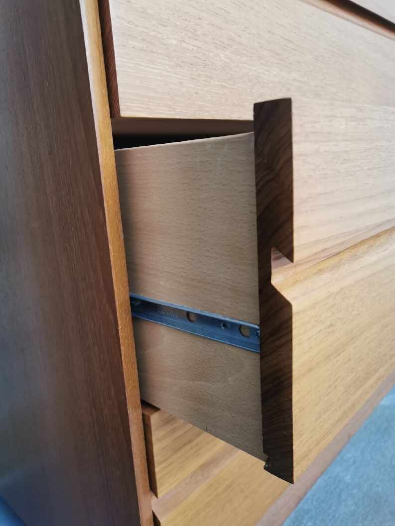 Italian drawer sideboard in solid wood 1960