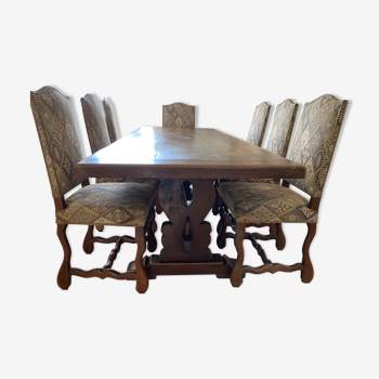 Dining table and 7 chairs