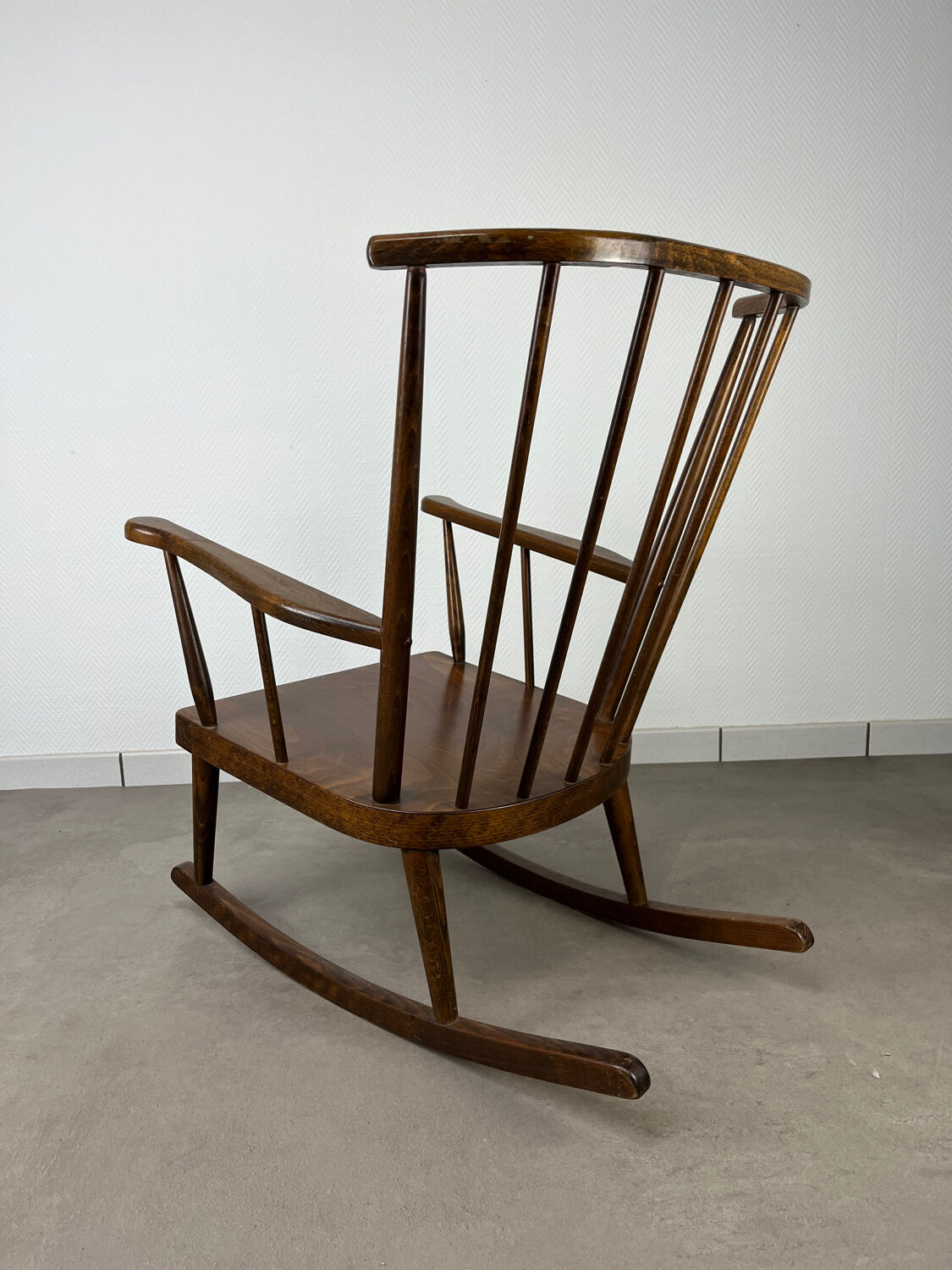 Baumann Rocking Chair Fan