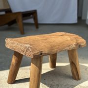 Table d'appoint ou tabouret en teck blond quadripode H:30 L43 l27