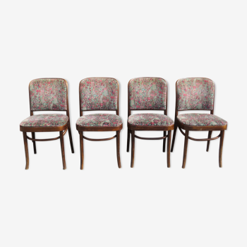 4 chaises Thonet, modèle Prague n° 811, première moitié du XXe siècle