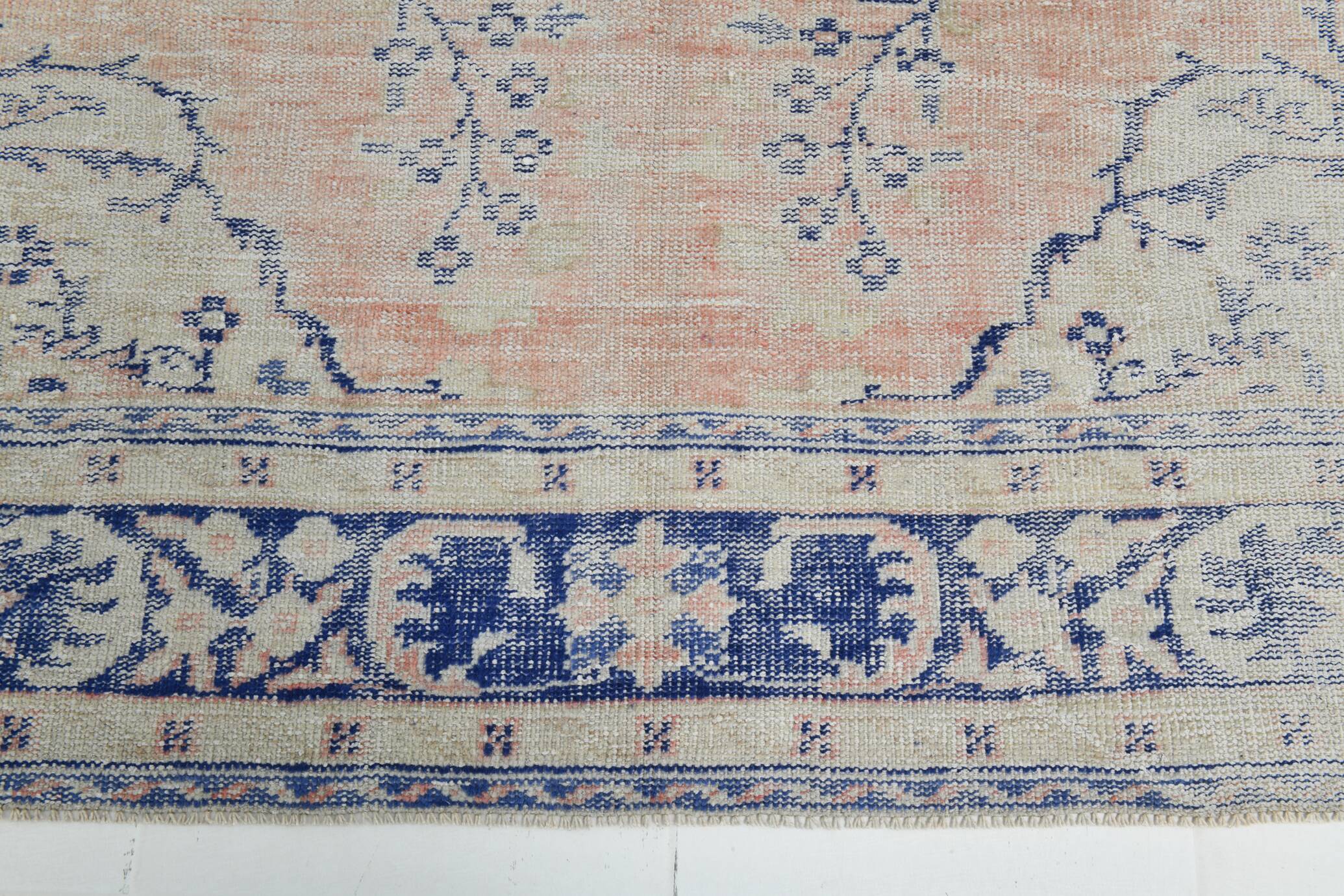 9x12 Pale Red & Blue Vintage Persian Rug, 275x353Cm