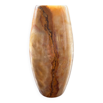 Oblong onyx vase