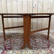 Table Gateleg de style scandinave