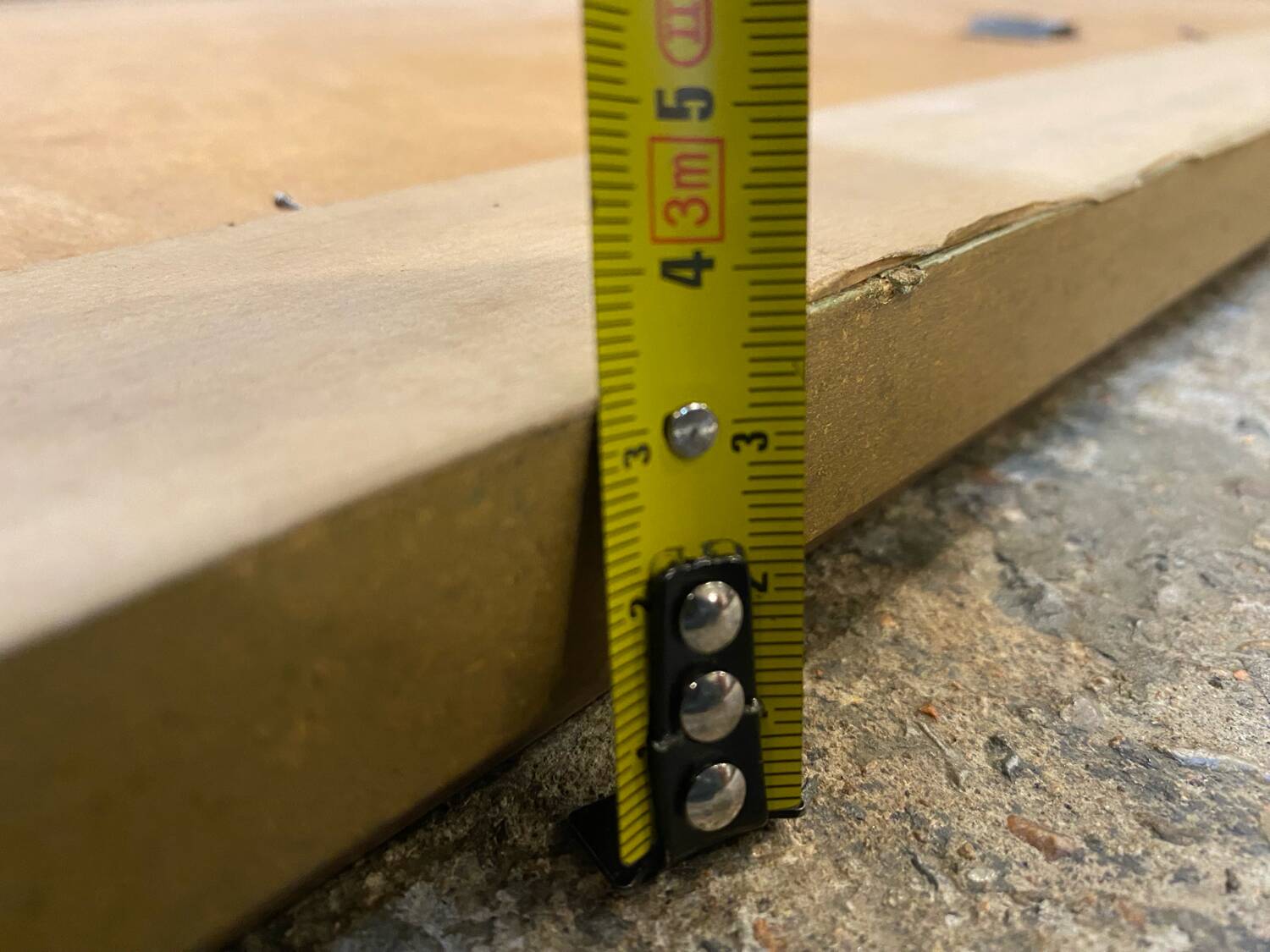 Modern sculpture table