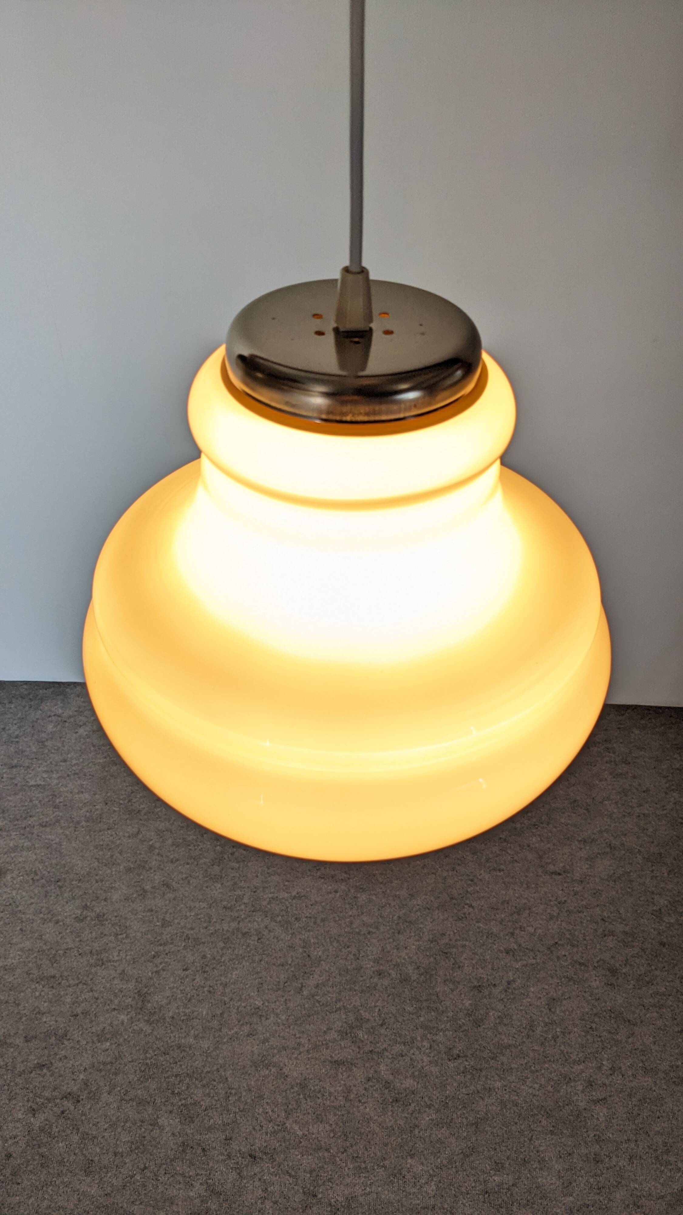 Suspension in caramel opaline, France around 1960.