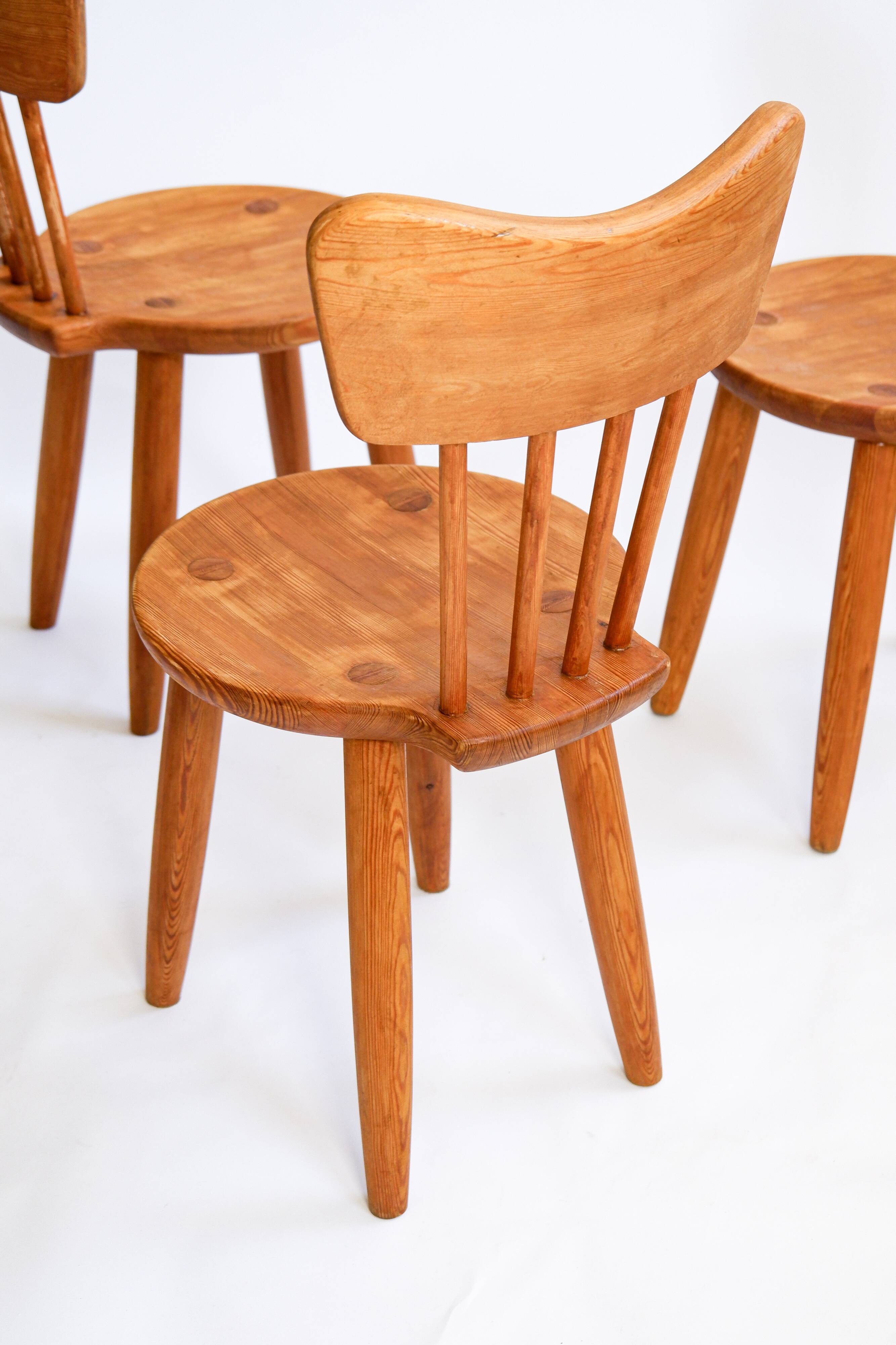 Set of 4 pine chairs by Torsten Claesson, Sweden circa 1950