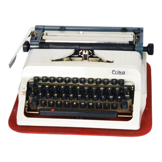 Suitcase typewriter model 50/60 Erika, VEB Robotron Rechen- und Schreibtechnik Dresden, Germany 1976