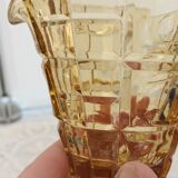 Pichet miniature en verre