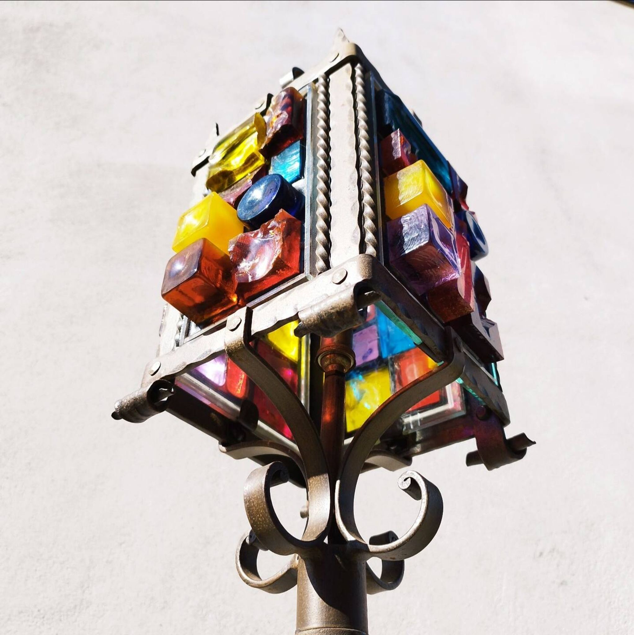 Lampadaire fer forgé gothique médiéval vintage