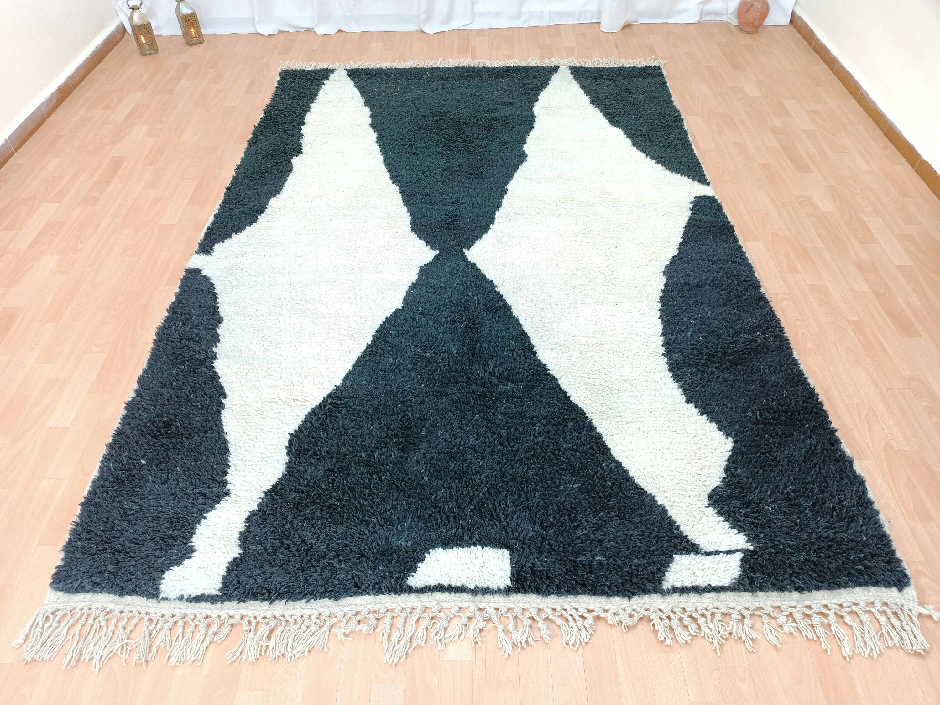 Handmade Moroccan rug high quality 3x2 m