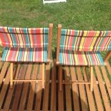 Duo of folding chairs
