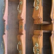 Crossbow chest of drawers in walnut, 17th century, Louis XV