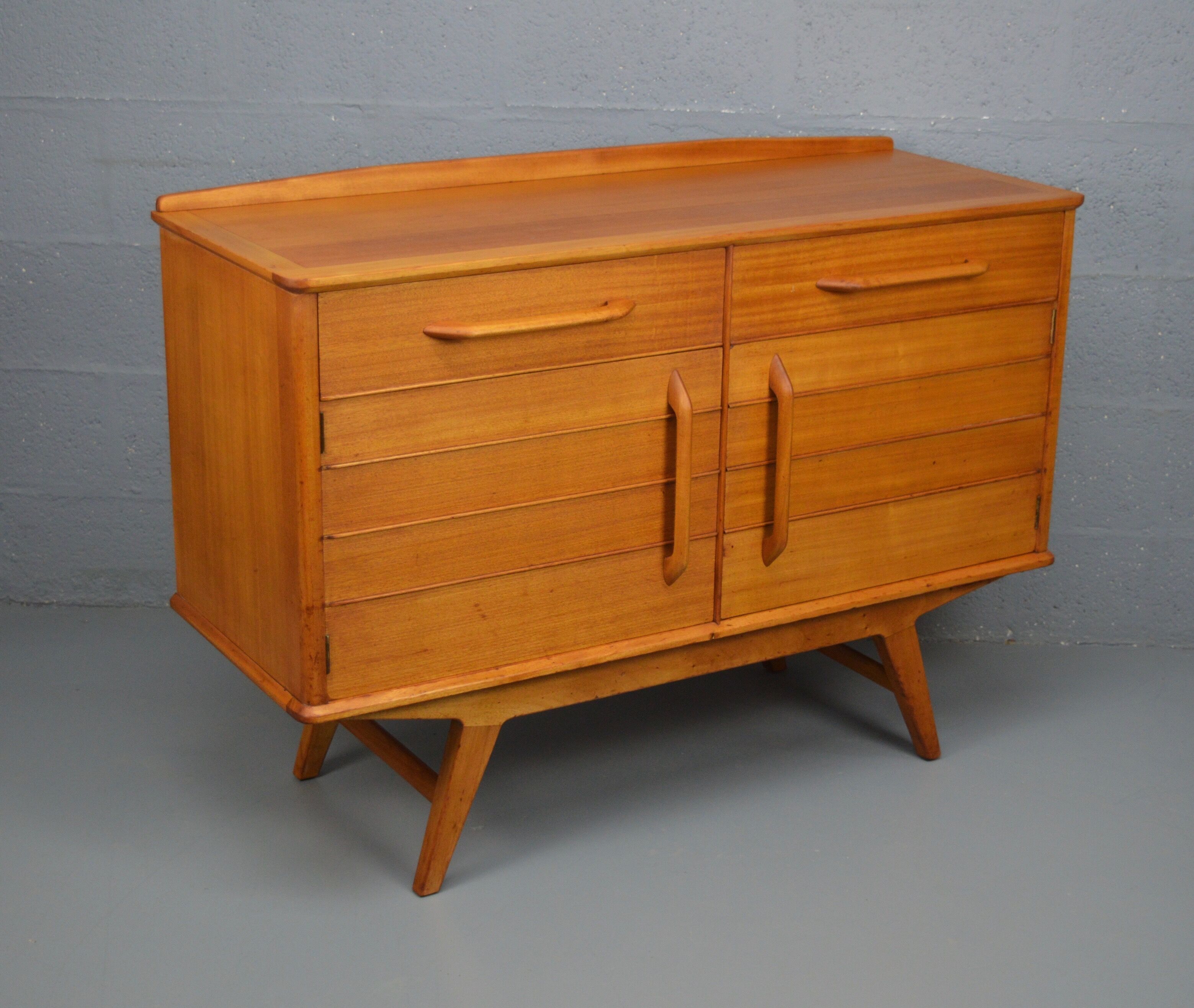Buffet vintage Ercol Windsor