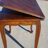 Extendable oak wallet table