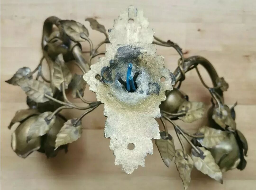 Brass wall sconce golden leaves and roses